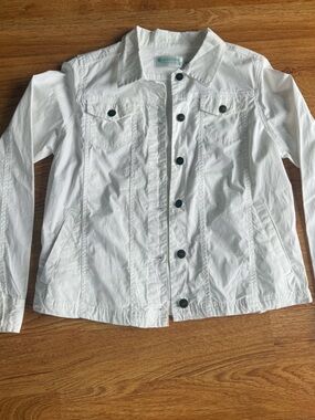 Aventura White Women's Button-Front Jacket, like new